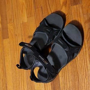 Merell Womens US 10, sandal